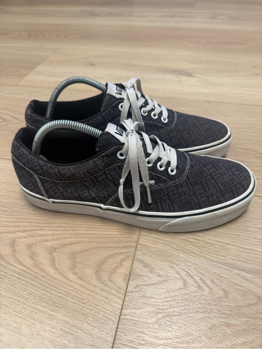 Vans Doheny OTW Logo Black/White canvas skate shoes Men’s Size 10